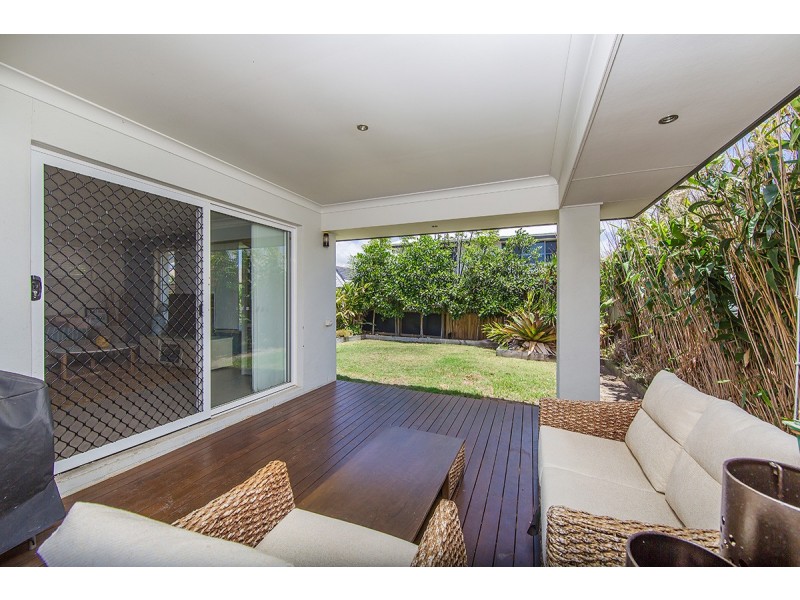 15 Menara Circuit, North Lakes QLD 4509