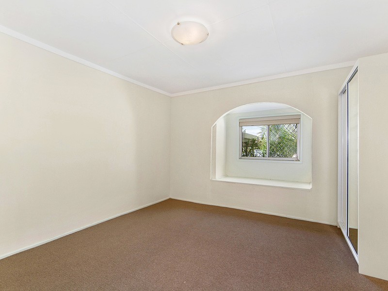 30 Hale Street, Margate QLD 4019