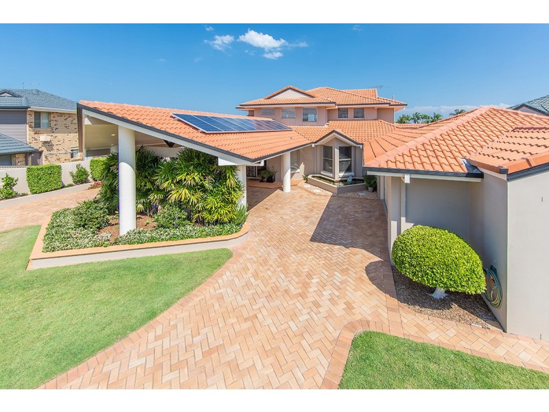 32 Reliance Court, Newport QLD 4020