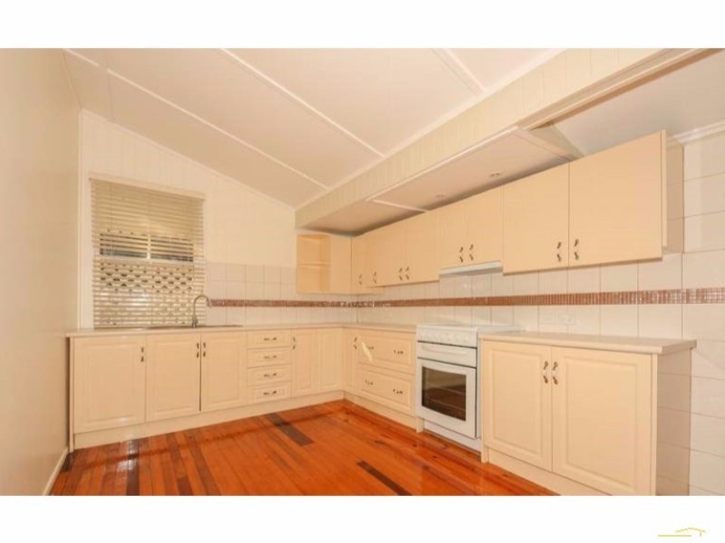 34 Donald Street, Woody Point QLD 4019