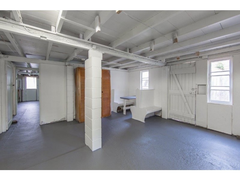 17 Eversleigh Road, Scarborough QLD 4020