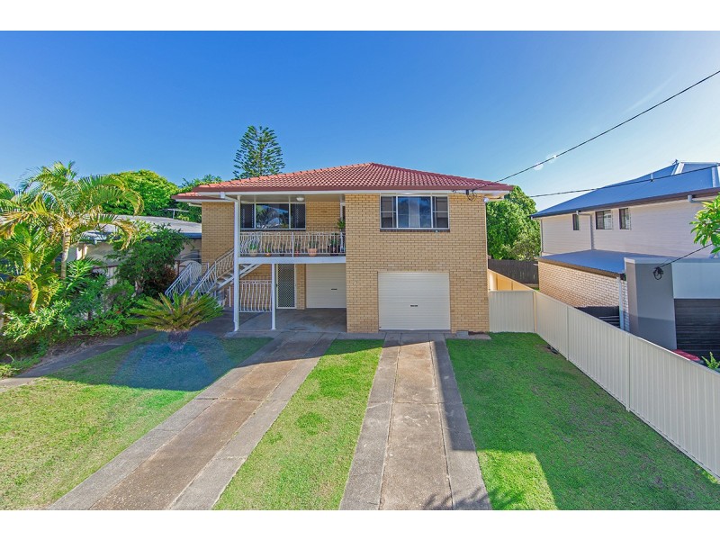 34 Maryborough Terrace, Scarborough QLD 4020