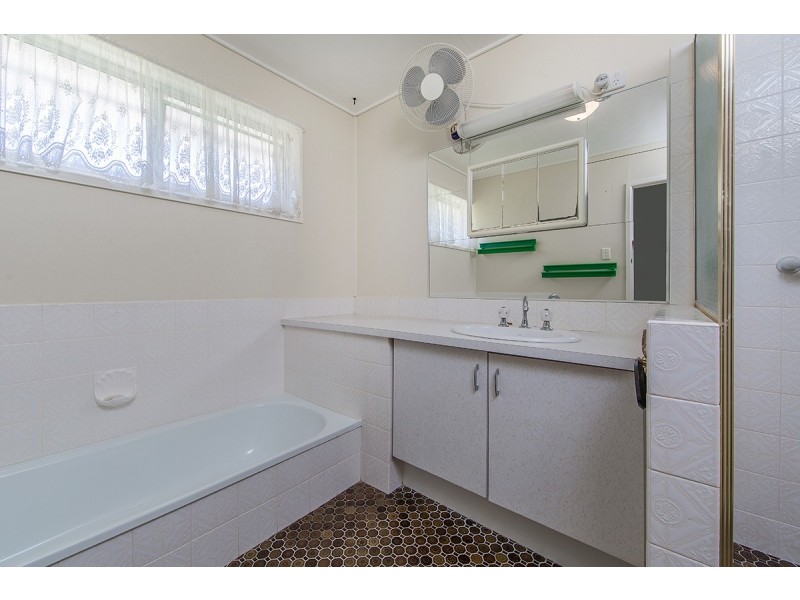 26 Waratah Drive, Clontarf QLD 4019