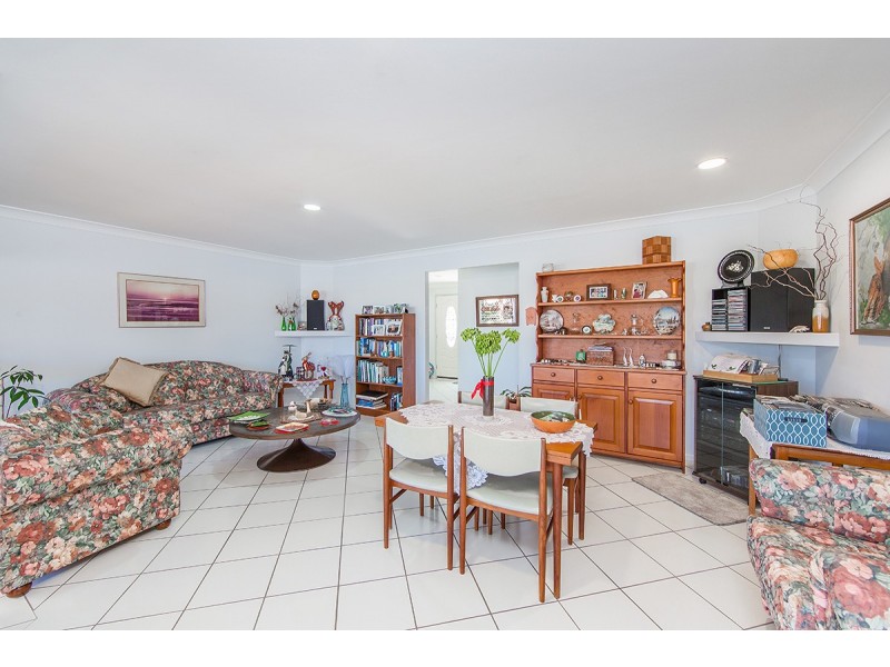 42 Constellation Court, Newport QLD 4020