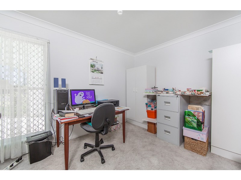 42 Constellation Court, Newport QLD 4020