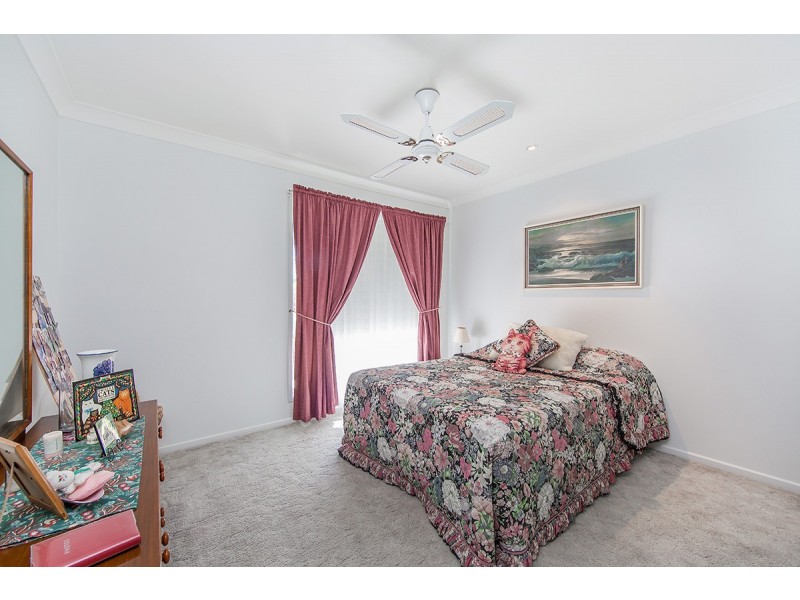 42 Constellation Court, Newport QLD 4020