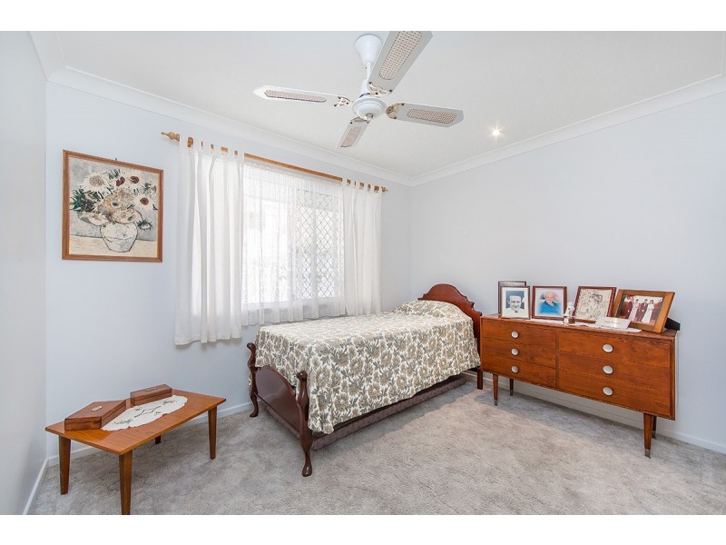 42 Constellation Court, Newport QLD 4020