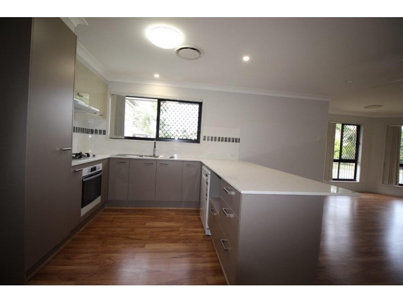 5 Edwin Street, Redcliffe QLD 4020