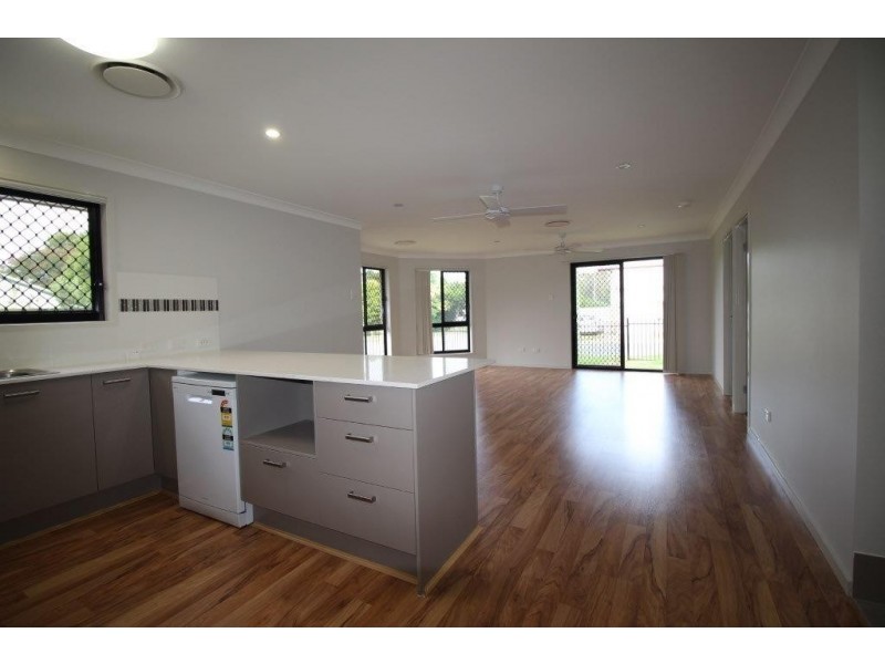 5 Edwin Street, Redcliffe QLD 4020