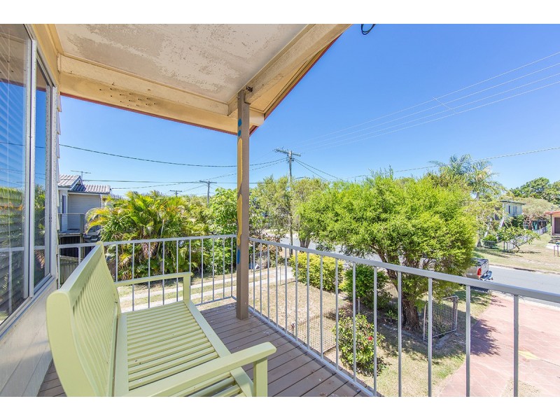 27 Ettie Street, Redcliffe QLD 4020