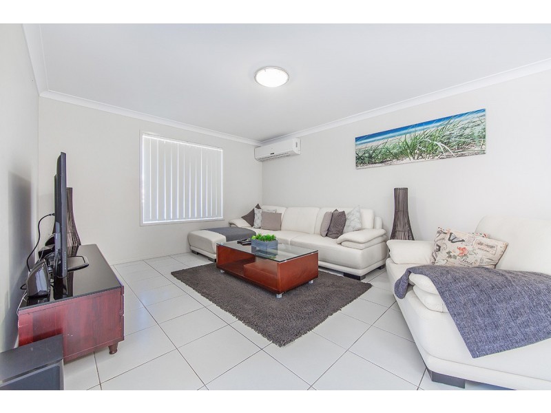 8 Pademelon Circuit, North Lakes QLD 4509