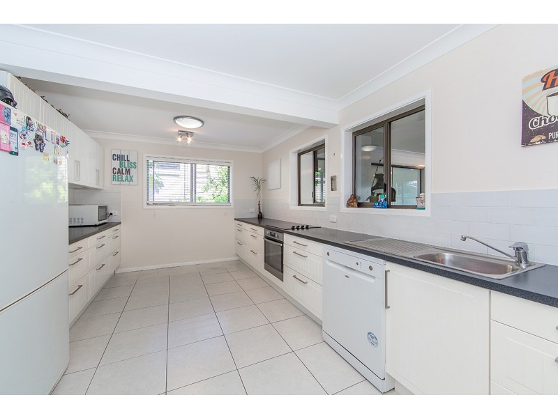 38 Hibiscus Avenue, Redcliffe QLD 4020