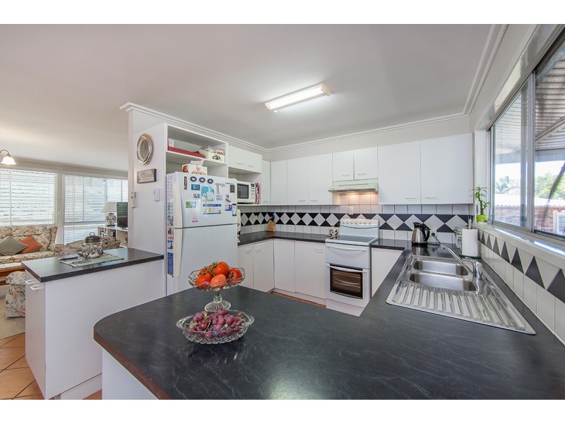 76 Kippa Street, Kippa-ring QLD 4021
