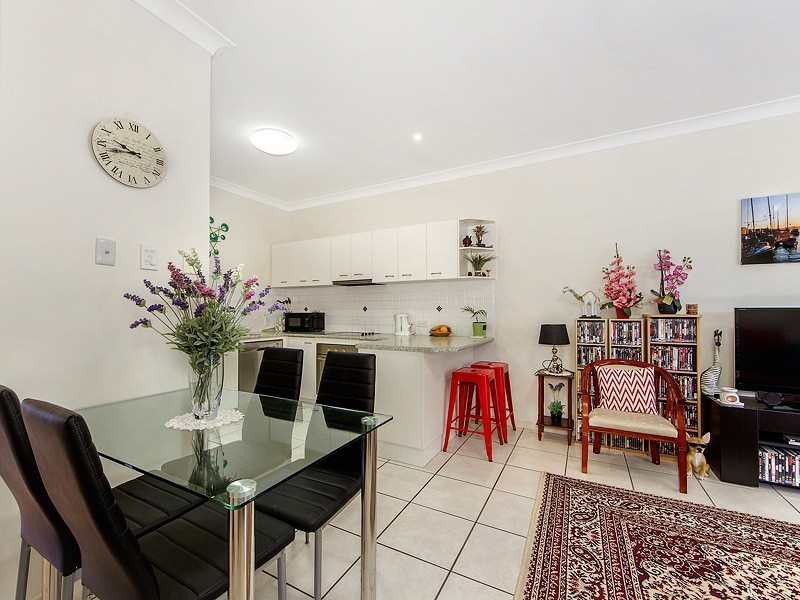 4/22-24 Tilley Street, Redcliffe QLD 4020