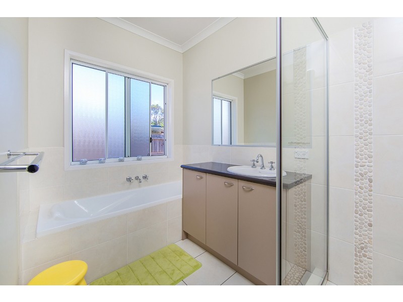 5 Elkhorn Court, North Lakes QLD 4509