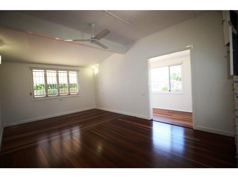 3 Philip Street, Scarborough QLD 4020