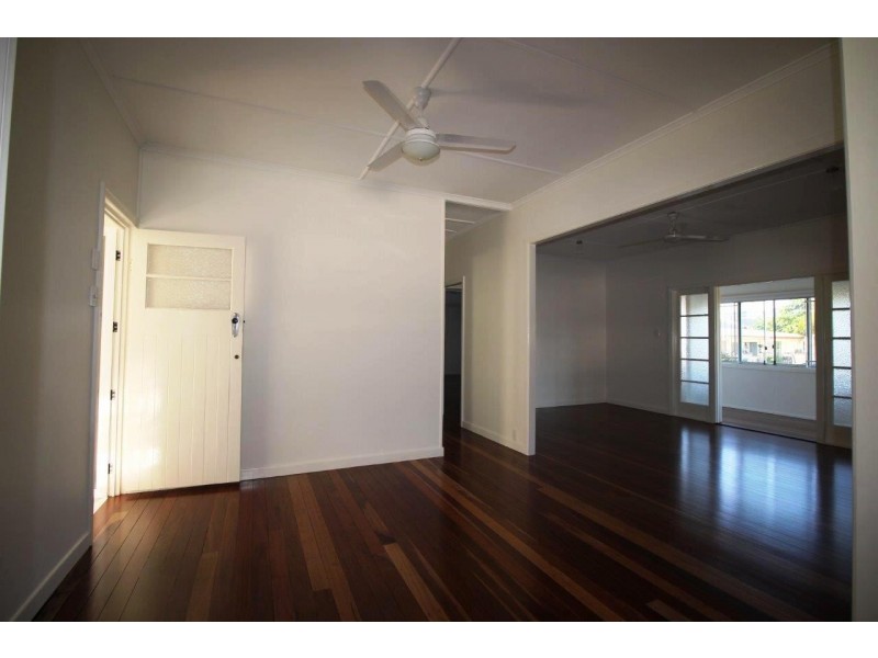 3 Philip Street, Scarborough QLD 4020