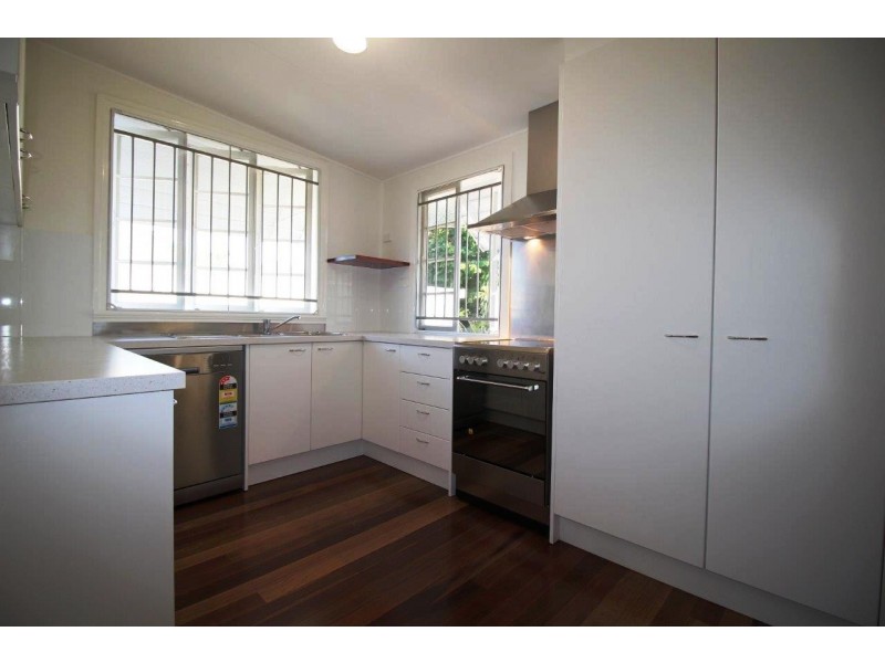 3 Philip Street, Scarborough QLD 4020