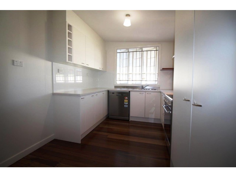 3 Philip Street, Scarborough QLD 4020