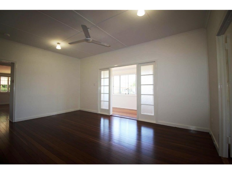 3 Philip Street, Scarborough QLD 4020