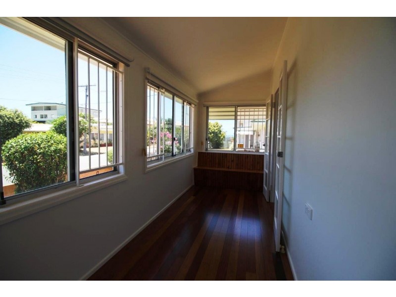 3 Philip Street, Scarborough QLD 4020