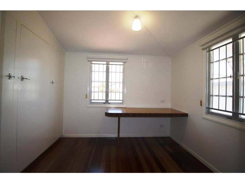 3 Philip Street, Scarborough QLD 4020