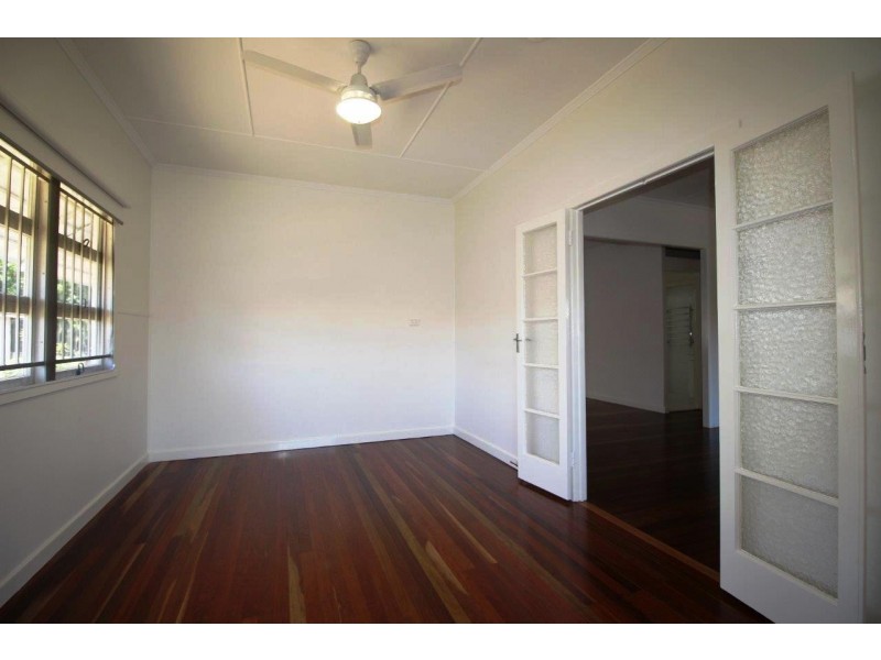 3 Philip Street, Scarborough QLD 4020