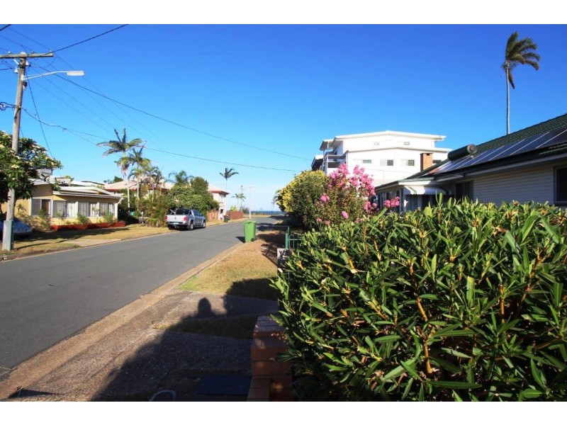 3 Philip Street, Scarborough QLD 4020