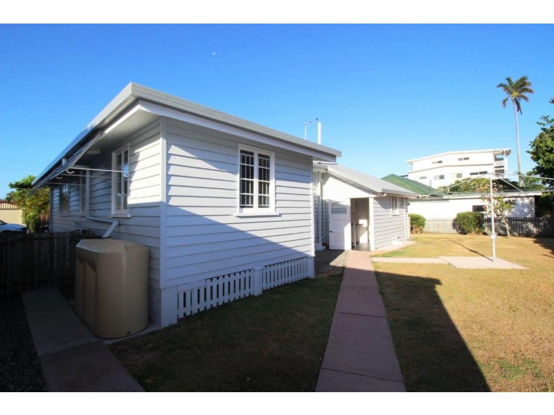 3 Philip Street, Scarborough QLD 4020