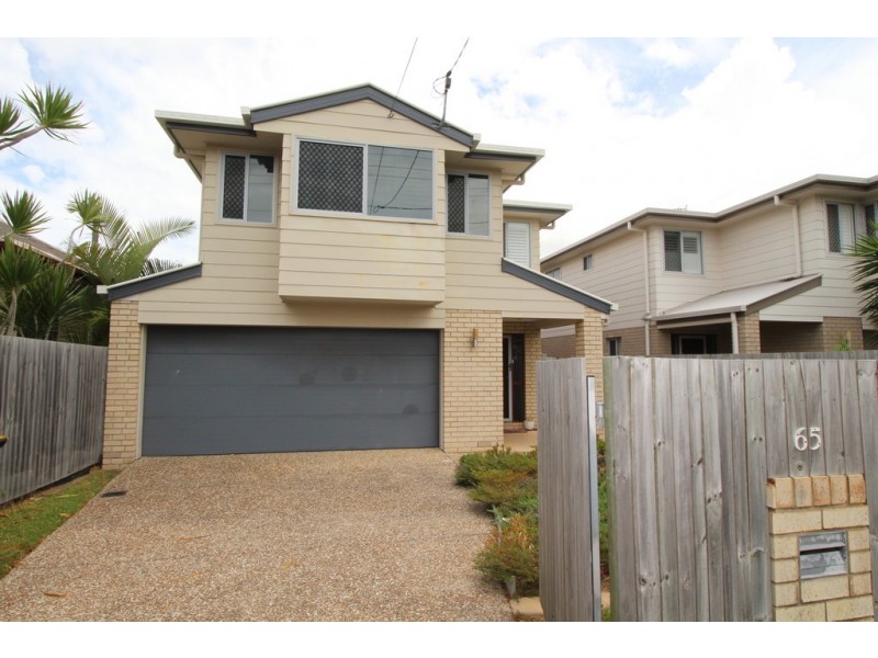 65 Victoria Avenue, Woody Point QLD 4019