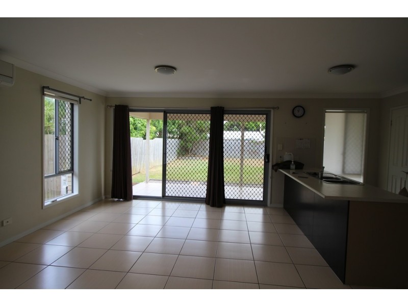65 Victoria Avenue, Woody Point QLD 4019