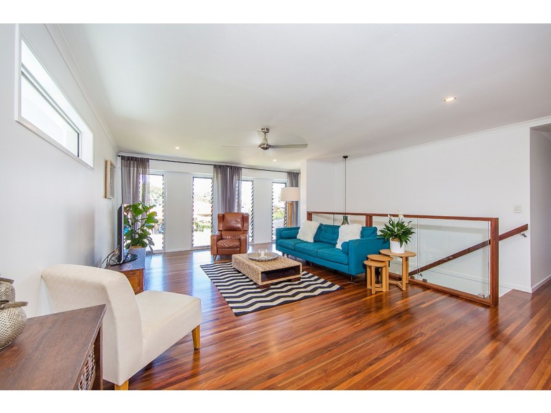 30 La Salle Drive, Newport QLD 4020