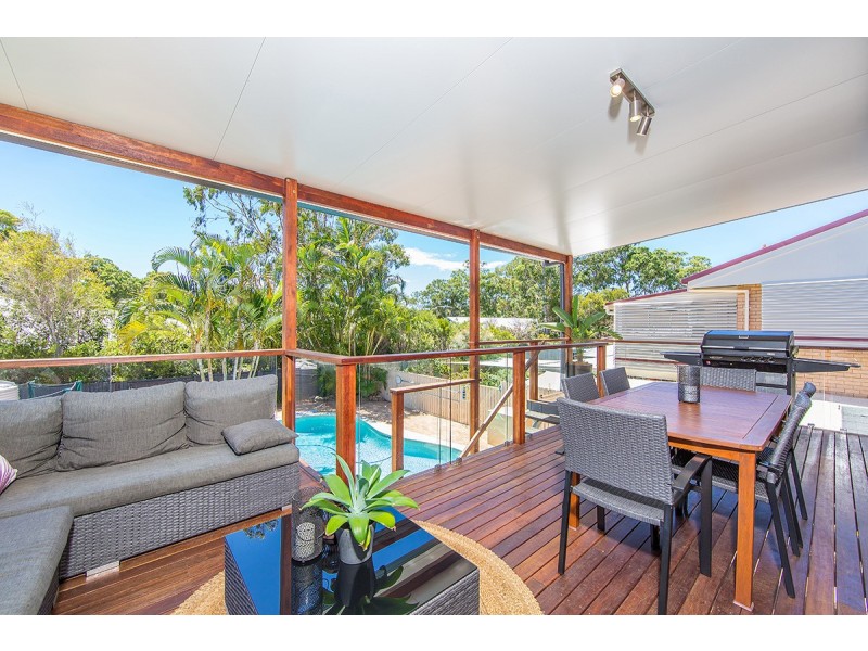 30 La Salle Drive, Newport QLD 4020