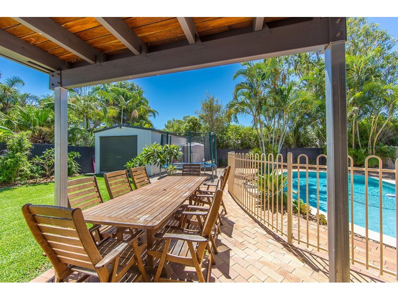 30 La Salle Drive, Newport QLD 4020