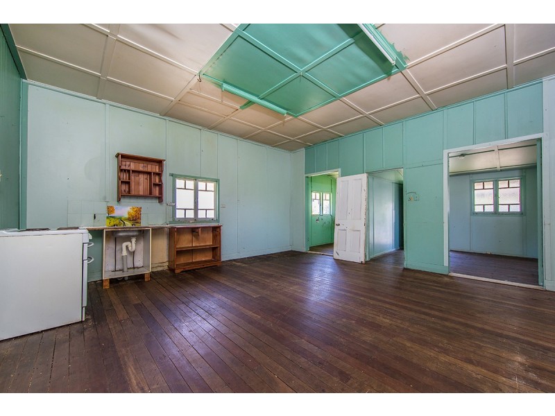 23 Donald Street, Woody Point QLD 4019