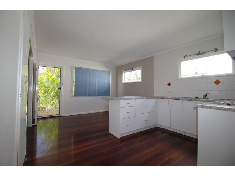37 Garnet Street, Scarborough QLD 4020