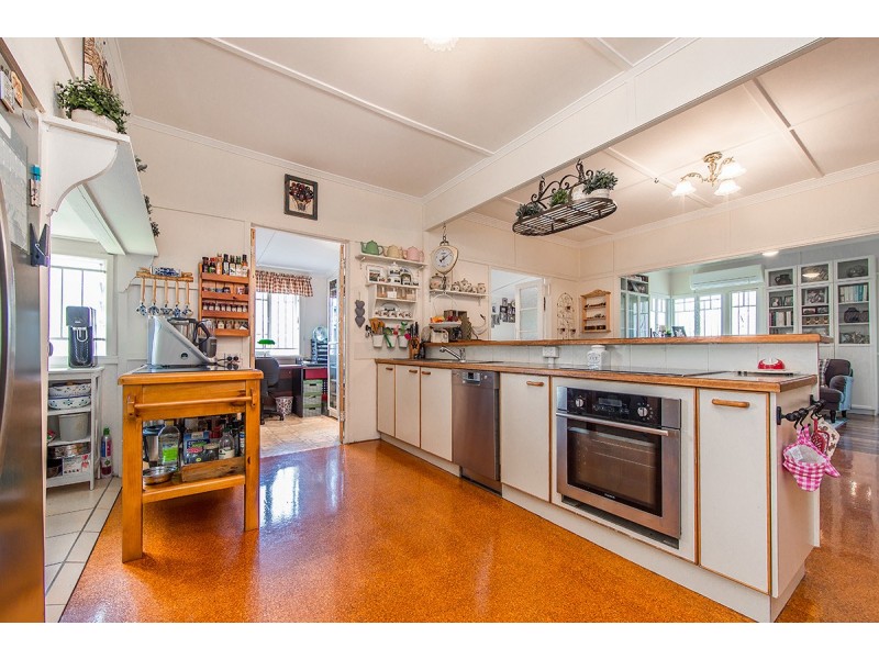 177 Oxley Avenue, Woody Point QLD 4019