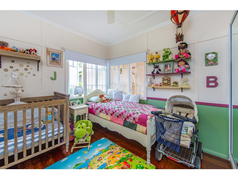 177 Oxley Avenue, Woody Point QLD 4019