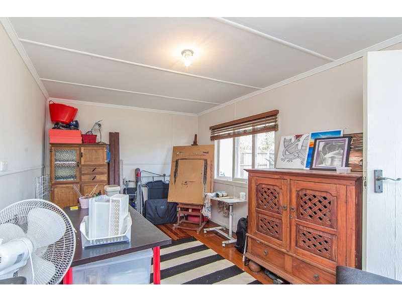 390 Oxley Avenue, Redcliffe QLD 4020