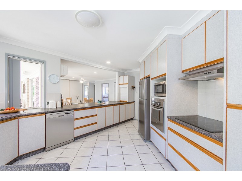 8 Duchess Street, Clontarf QLD 4019