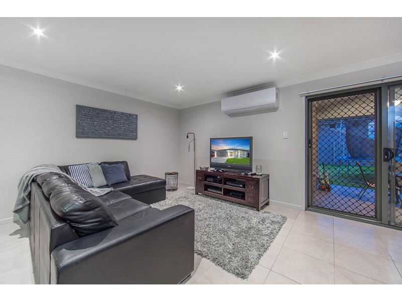 17 Wallace Street, Mango Hill QLD 4509