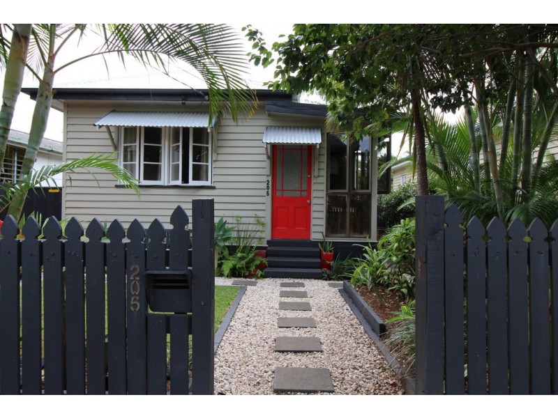 205 Oxley Avenue, Margate QLD 4019