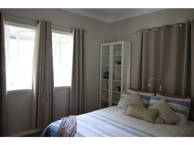 205 Oxley Avenue, Margate QLD 4019