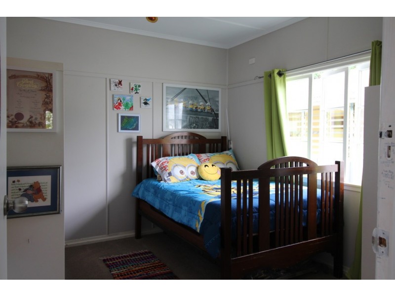 205 Oxley Avenue, Margate QLD 4019