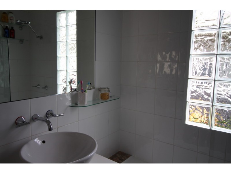 205 Oxley Avenue, Margate QLD 4019