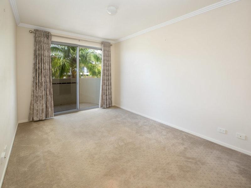 3/32 Rock Street, Scarborough QLD 4020