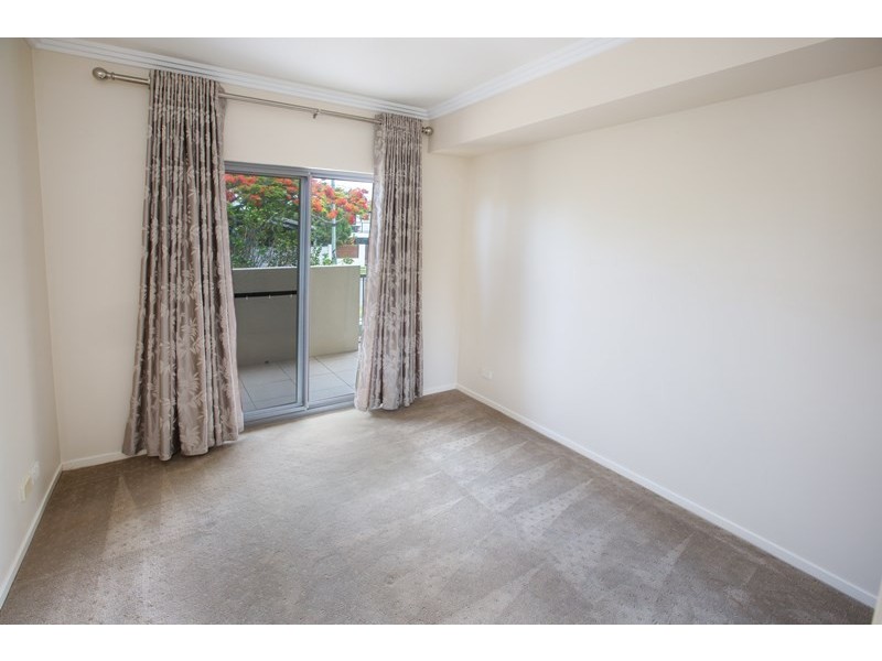 3/32 Rock Street, Scarborough QLD 4020