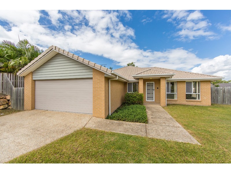 7 Stirling Esplanade, Griffin QLD 4503