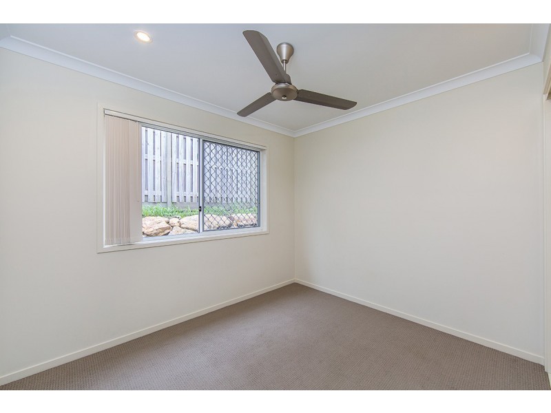 7 Stirling Esplanade, Griffin QLD 4503