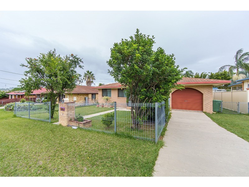 19 Waterton Street, Clontarf QLD 4019